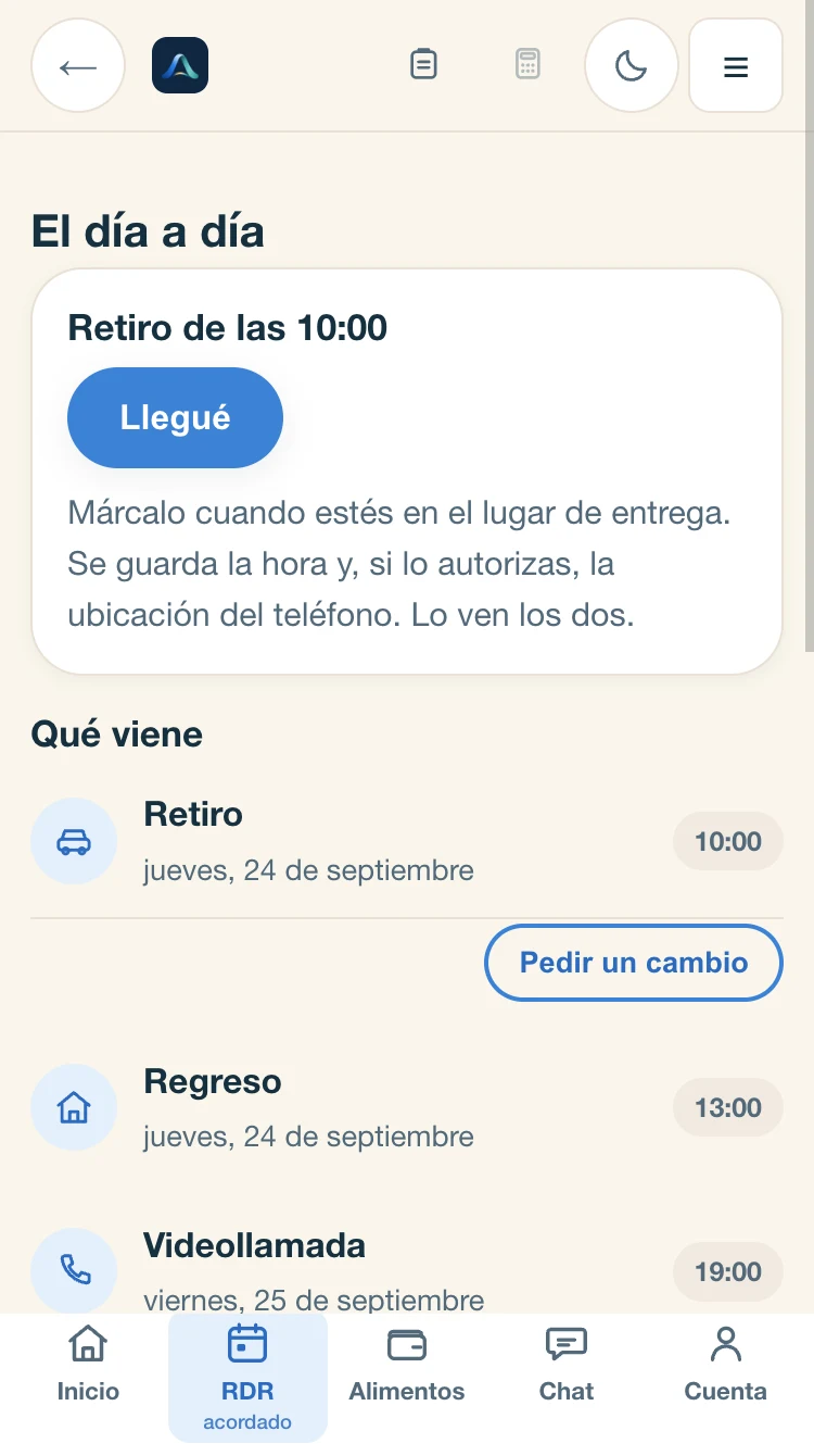 «El día a día»: el botón «Llegué» del retiro de las 10:00, y en «Qué viene» el retiro, el regreso de las 13:00 y una videollamada.